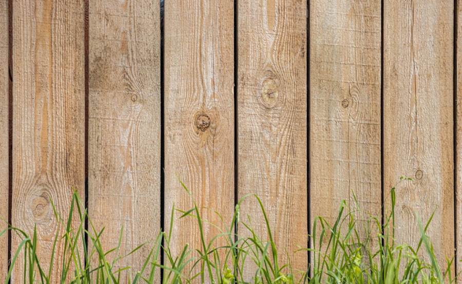 Cedar & vinyl fences